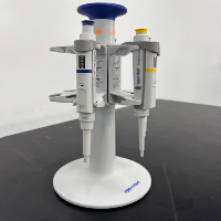 Eppendorf Research Plus Single Channel Pipettes and Stand image 1